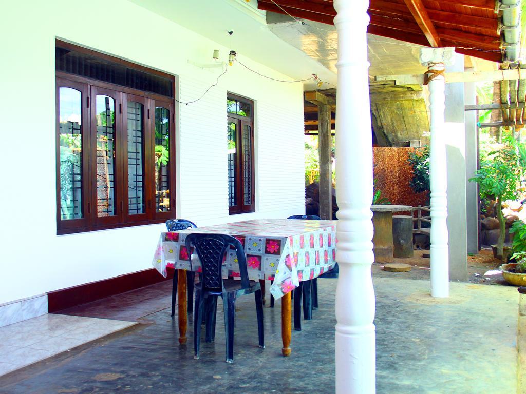 Mirissa Harbour View Hotel Exterior foto